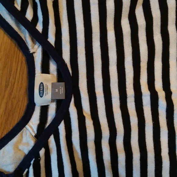 Old Navy Sweater - Picture 2 of 2